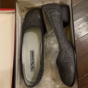 Nina sterling silver flat